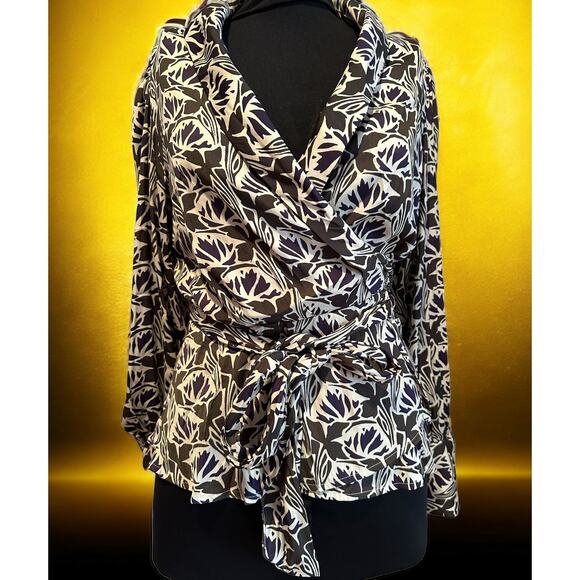 NEW Banana Republic Small Top Blouse True Wrap Black & Cream Washable $85 - Picture 1 of 7